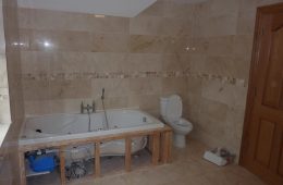 Marble and Mosaic Bathroom Tiling